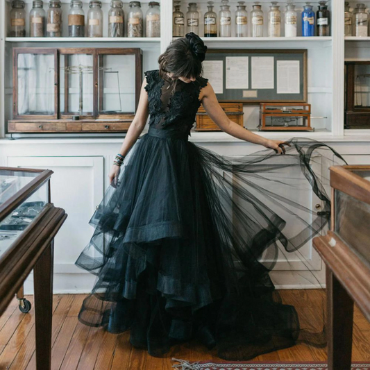 Fabulous A-Line alternative gown for Wedding Bride Beach Prom Ball with Keyhole back, Lace and tiered ruffled layers. In Black. - Bella Grace